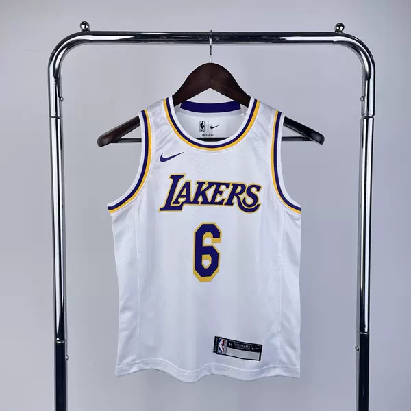 No. 6 retro white