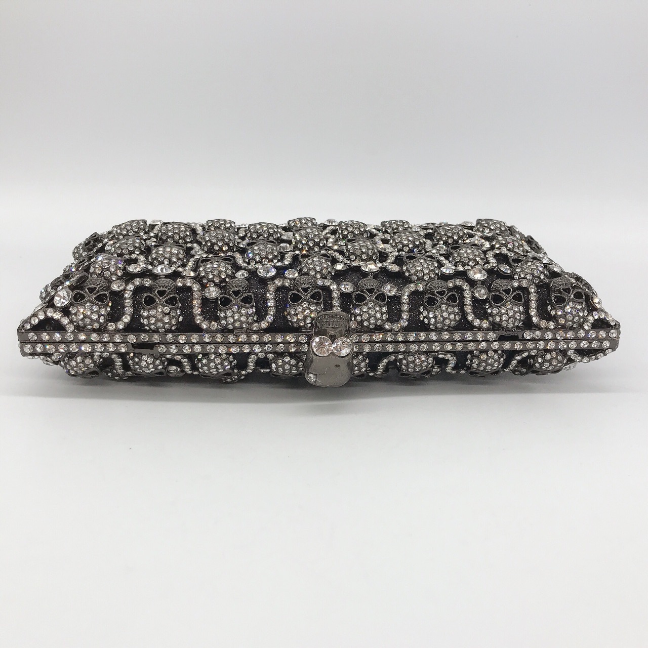 Bolsos de banquete de cráneo con diamantes horizontales, bolsas de mano de diamantes negras completas, bolsas de banquete transfronterizas de mujeres, bolsas de caja dura