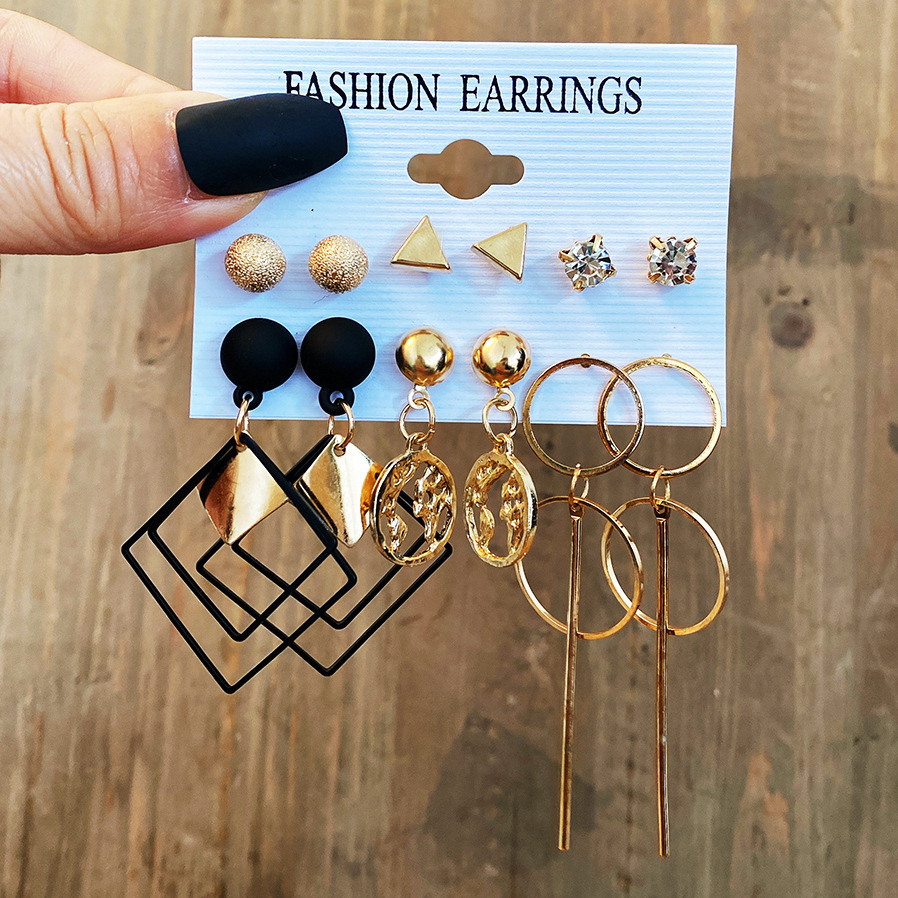 欧美跨境新款珍珠女士耳环 复古金色耳圈套装6件套Earrings Set 欧美跨境新款珍珠女士耳环 复古金色耳圈套装6件套Earrings Set