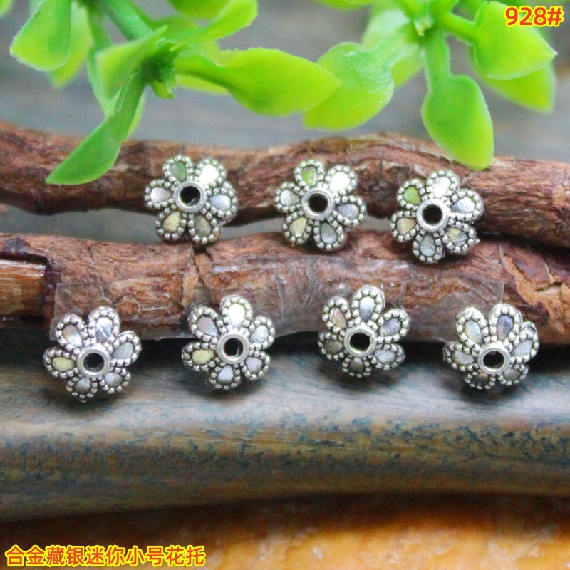 small retro bracelet flower-shaped