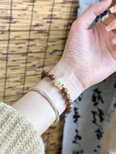Golden Sandalwood Cat Claw Bracelet, Simple Personalized Bracelet, Single Circle, Ethnic Style, Small Fresh Gift Jewelry for Men and Women