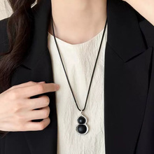 �߼��к�ɫ���J������Ů��С���r���L��ë����p�ݚ��|�ٴ��Ʒ