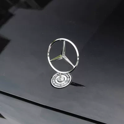 E300L, S-Class, and | Car logo