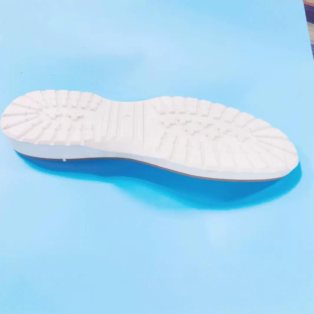 Внешняя торговля Большая нижняя линия США Баотоу Большая нижняя резиновая нескользящая износостойкая короткая обувь экспортируется из стран Юго-Восточной Азии