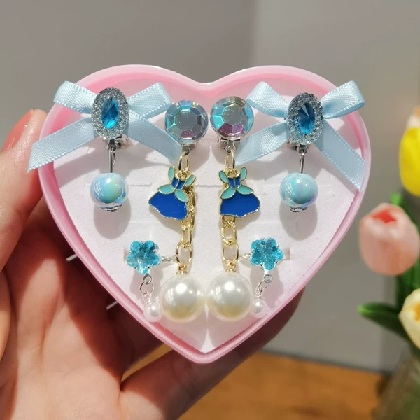 Snow blue box