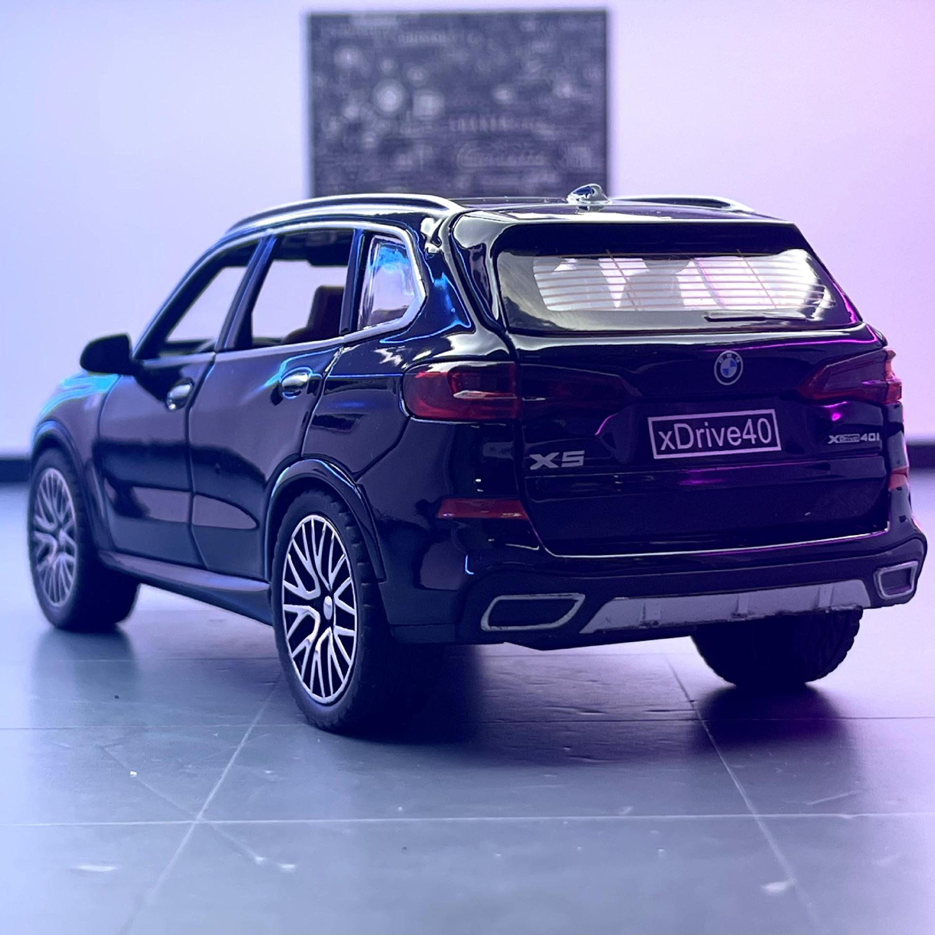 Nuevo modelo de coche de aleación Ao 1:32 Baoma X5 vehículo todoterreno retroceso con sonido y luz modelo de coche juguetes accesorios musicales