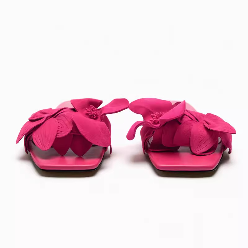 2026 Summer New Style Rose Red Rose Petal Open Toe French Slippers Flat Casual Sandals Women's Half Slippers For Outerwear_vogvips.com