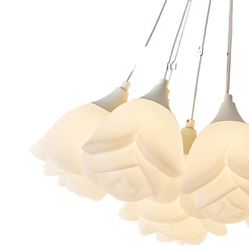 Rojo neto estilo crema flor de rosa creativa candelabro de sala de estar moderno simple romántico dormitorio cálido lámpara de araña de la habitación de los niños