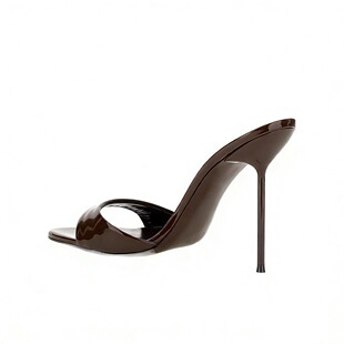 �ļ���ɫţ��Ƥ�A�^�����Ը���Ь�¿�s���|һ�_�Ÿ߸�һ����Ů