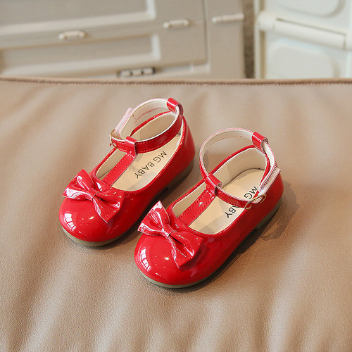 Spring and Autumn new baby girl's shoes, patent leather princess shoes, small and middle-aged girls' soft-soled Korean version of T-shaped red small leather shoes