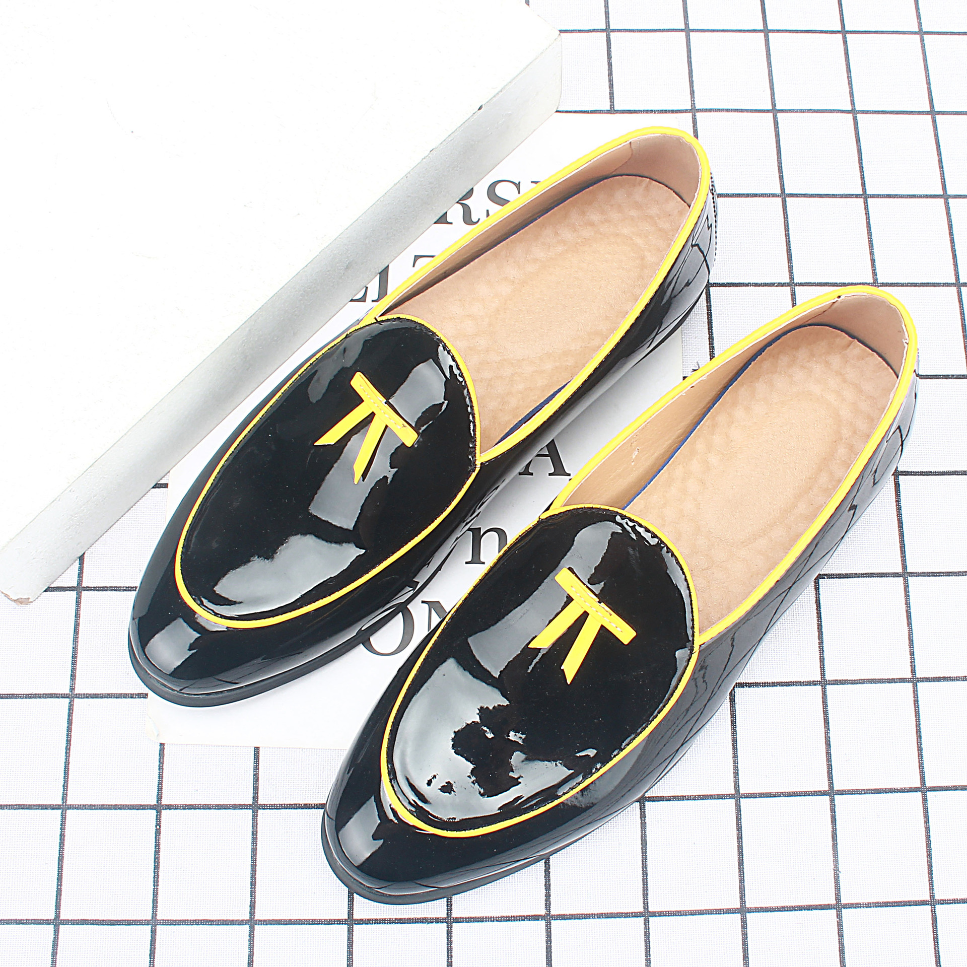 2023���¿��ͷƤЬһ�ŵŻ�ɫ��Ь�����Ь��Ƥ2219