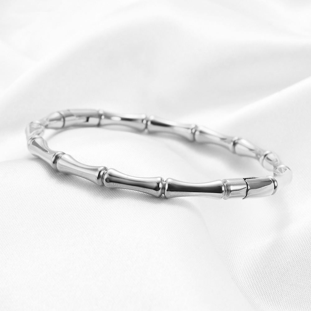 Minimalistisk guldfarvet bambu armbånd i rustfrit stål_voghion.com