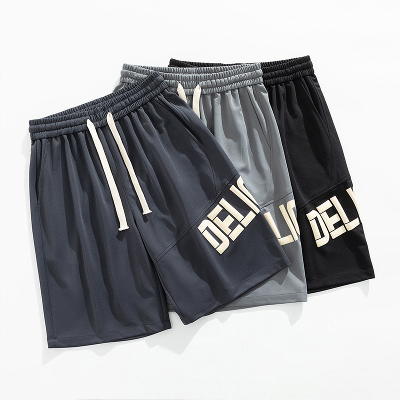 Pantalones cortos casuales para hombres de verano nuevo estilo de moda seda de hielo secado rápido relajado letras rectas deportivas pantalones casuales para hombres