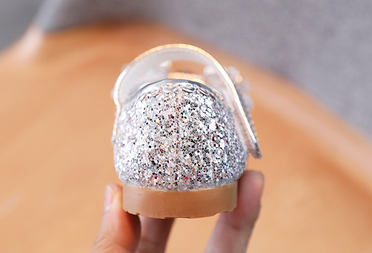 2024 frühjahr Neue Mädchen Mode Wasser Ziegel Cartoon Prinzessin Schuhe Koreanische Version Kleines Mädchen Pailletten Leder Schuhe Weichen Boden Baby Schuhe_voghion.com
