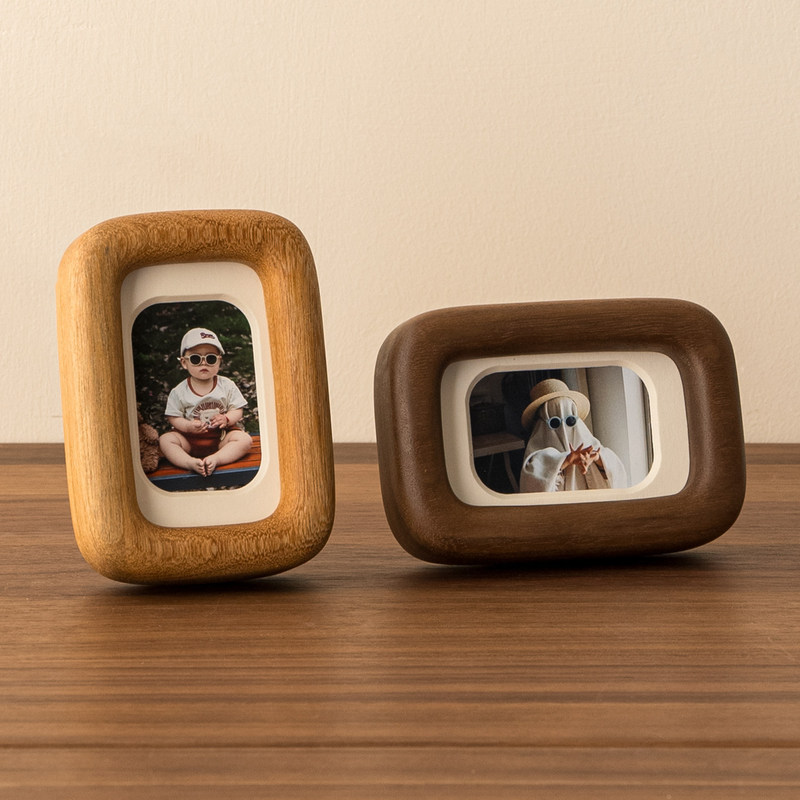 Solid Wood Black Walnut Mini Photo Frame Display Stand for Printing Photos Wholesale 3 4 5inch Cute Baby Children Pet Photos