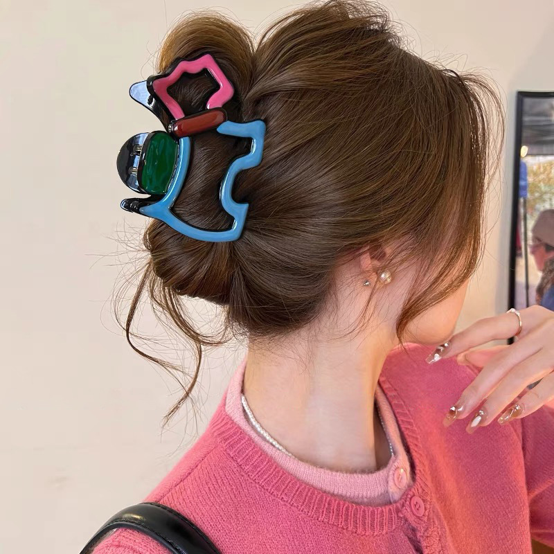 2025年新作フレンチサテン三角グリッパー、女性用ハイエンド後頭部ヘアシャーククリップ、気質と多用途のヘアアクセサリー|undefined
