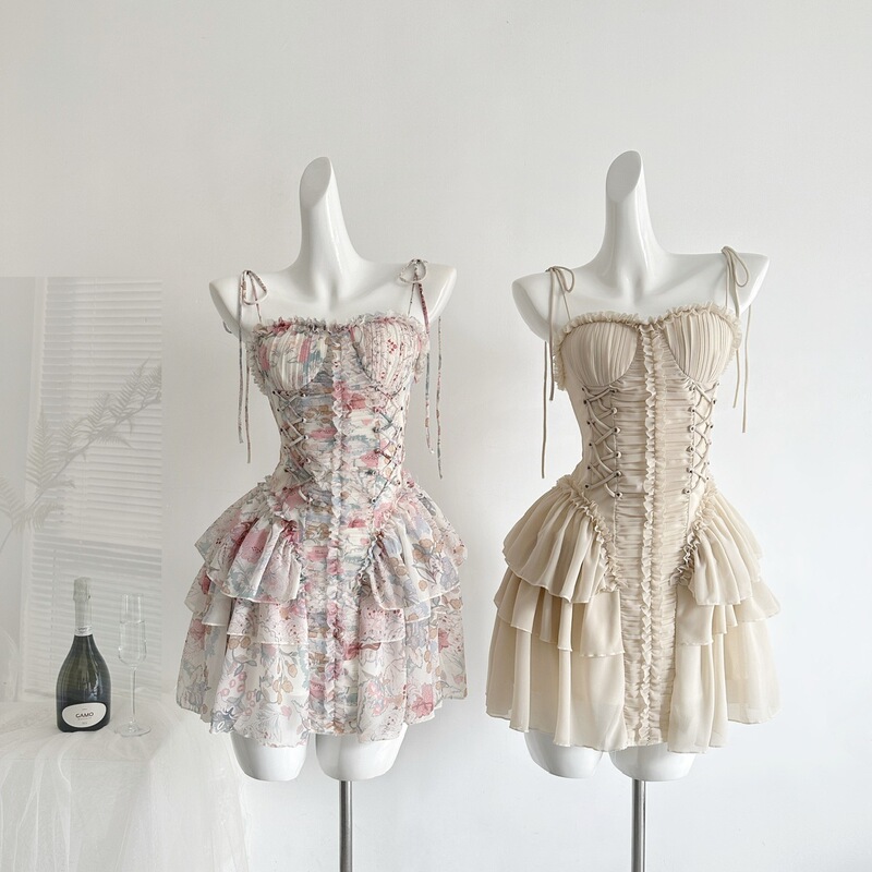 Temple of Your Past in Lazy London: Artful Girl Heavy-Printed Fishbone Waist Ruffle Dress 2026