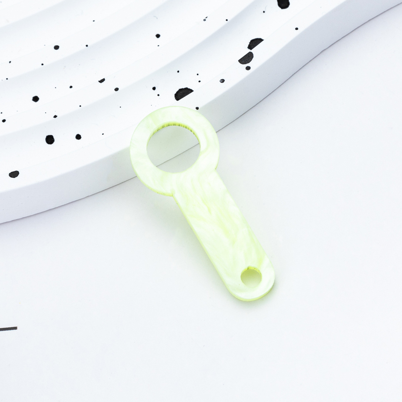 Nuevo DIY cuentas acrílico colgante de paja adecuado para 8mm - 10mm Ice Ba Cup accesorios de paja al por mayor