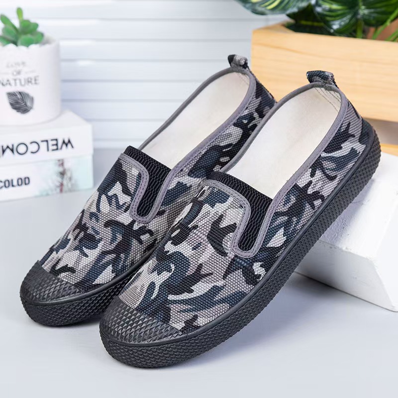 Spring and Autumn New Low-Top Slip-On Liberation Shoes for Men, Construction Site Work Labor Protection Men's Cloth Shoes, Foreign Trade Shoes for Men