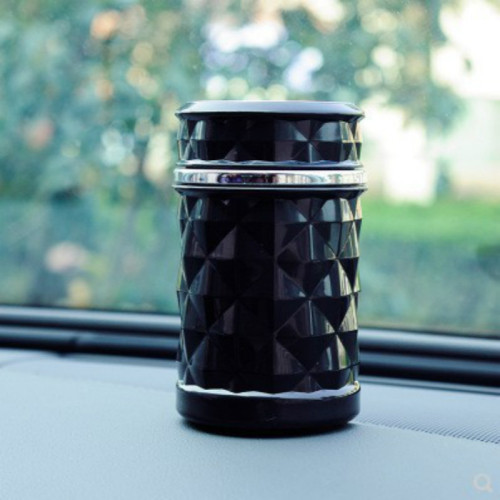 Auto supplies Car ashtray LED ashtray Car ashtray Diamond ashtray