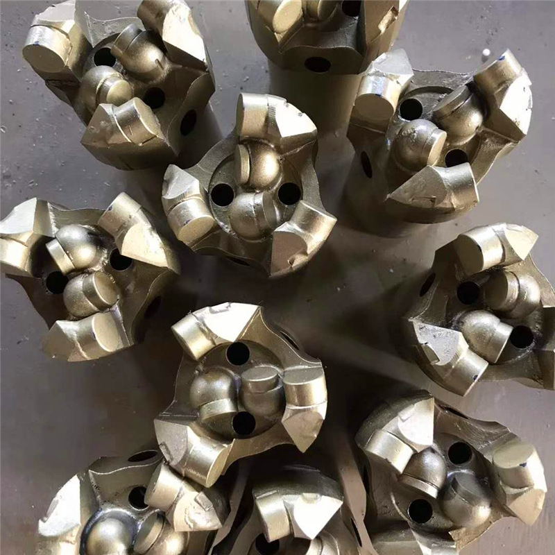 厂家直供三翼金刚石钻头 性能稳定 规格多样 113mm三翼金刚石钻头