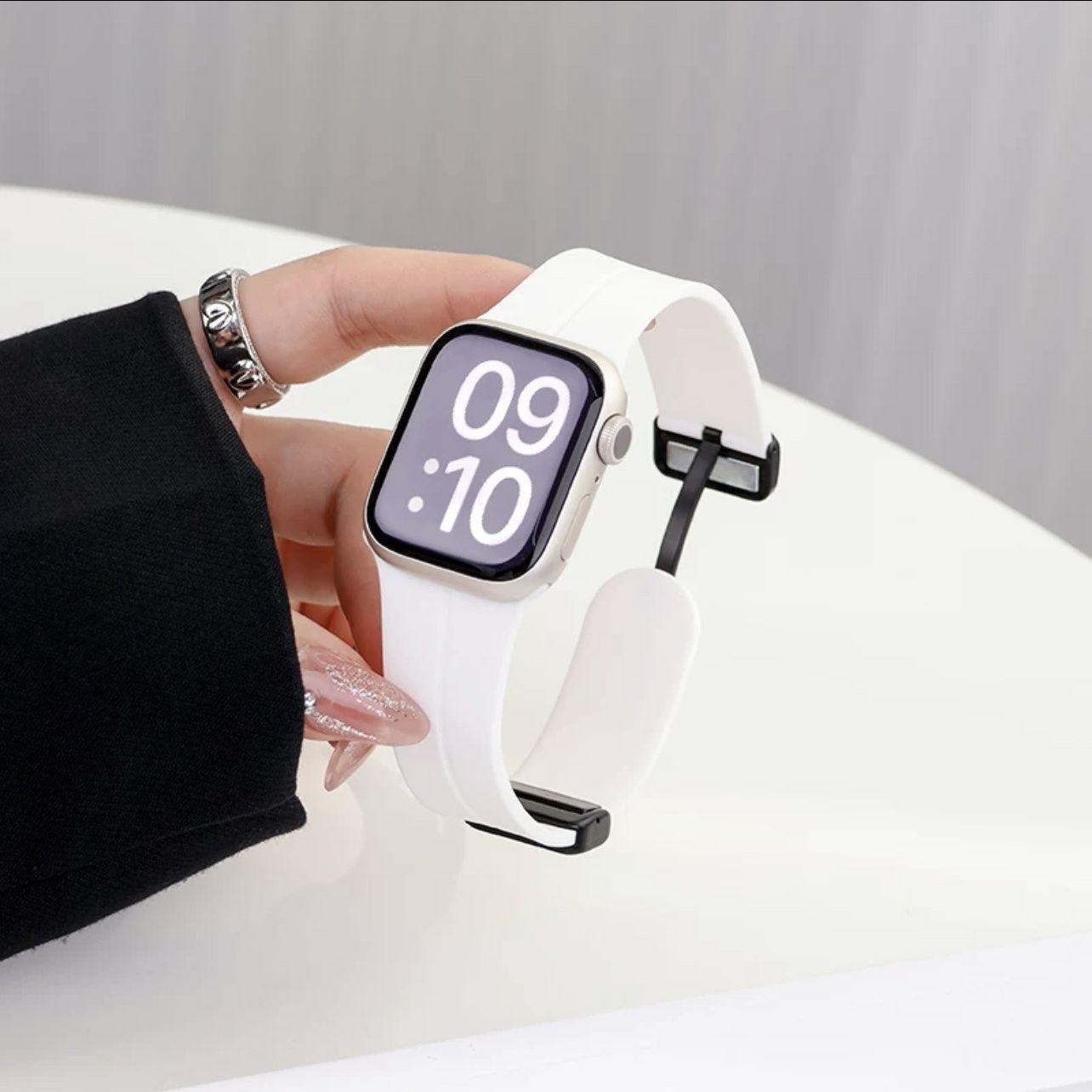 Correa de reloj Apple aplicable iwatch10987Ultra silicona líquida con hebilla plegable magnética carcasa protectora de caramelo