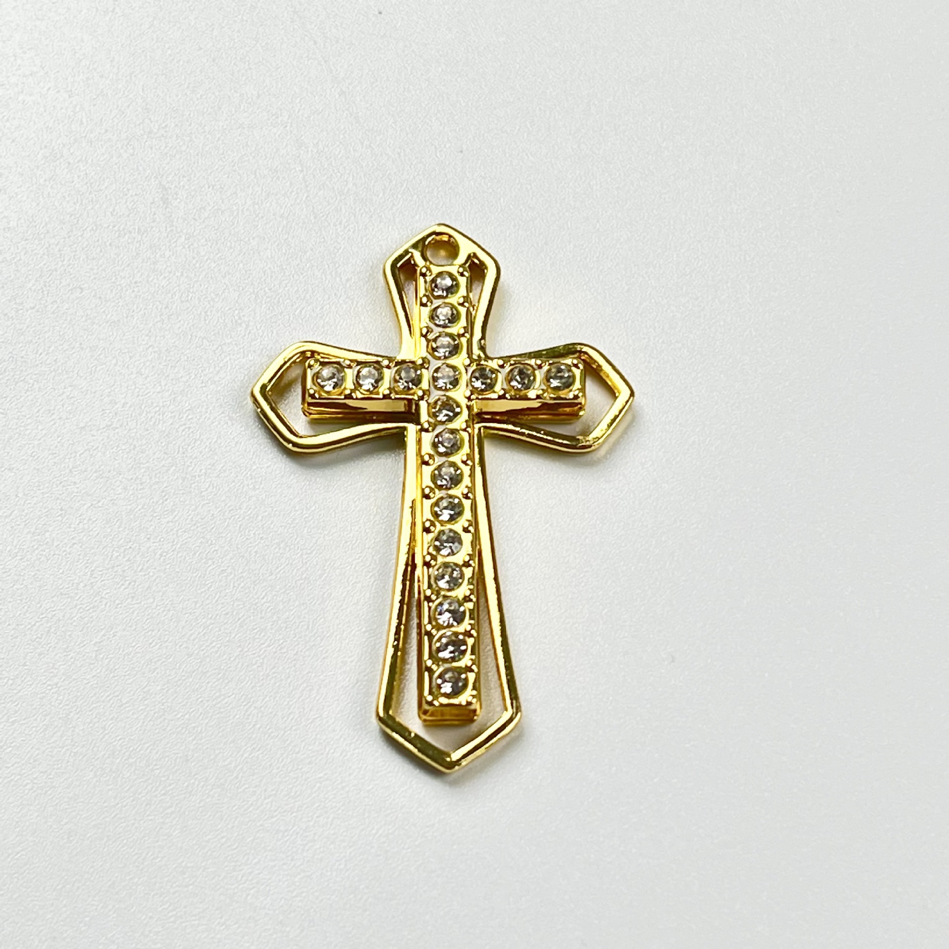 Accesorios de joyería de aleación de bricolaje Colgante de cruz de plata retro Pulsera Collar Pendientes Decoración de ropa Colgante