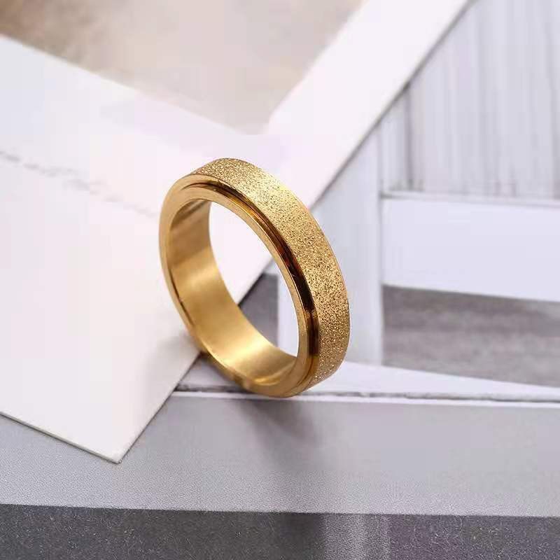 Joyería de acero Titanium vendedora caliente transfronteriza fabricante masculino del anillo esmerilado hueco del acero inoxidable del estilo europeo y americano de la cadena giratoria