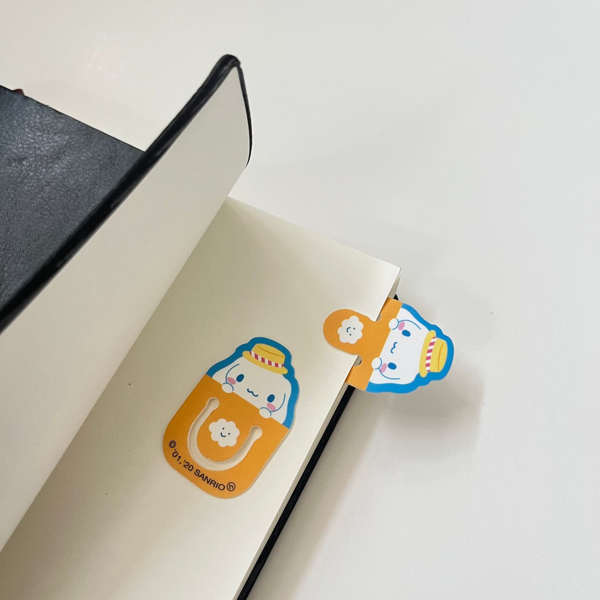 Dibujos animados pp marcador niña lindo mini hueco plug-in marcador libro de texto nota novela clip de libro