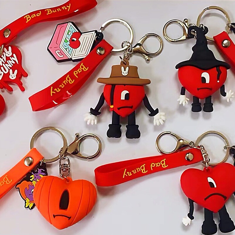 Cross-border European and American ins Bad Bunny key chain PVC glue drop creative cartoon pendant car pendant