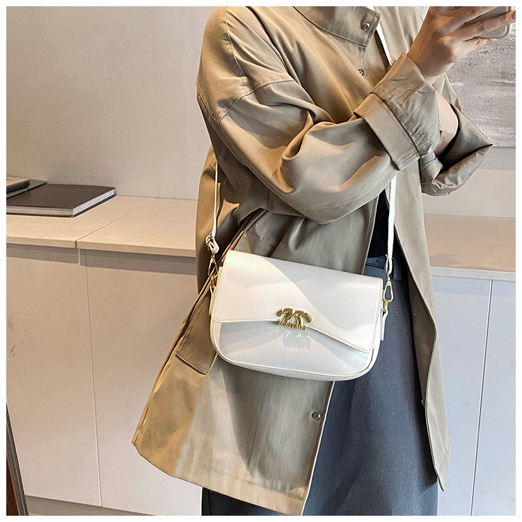 Fashionable and versatile small square bag, new autumn and winter style work and commuting bag, women's bag, simple single-shoulder bag, women's crossbody bag undefined