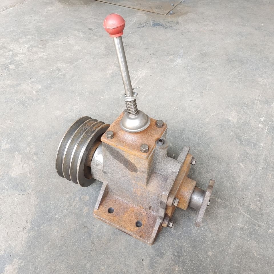 离合器取力器 三轮吸粪车分离器 三轮洒水车配件离合头 传动轴