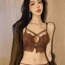 �ԸЃ���Ů�۔n�Ӻ��@��С�����ո�����´��ٽz�������b