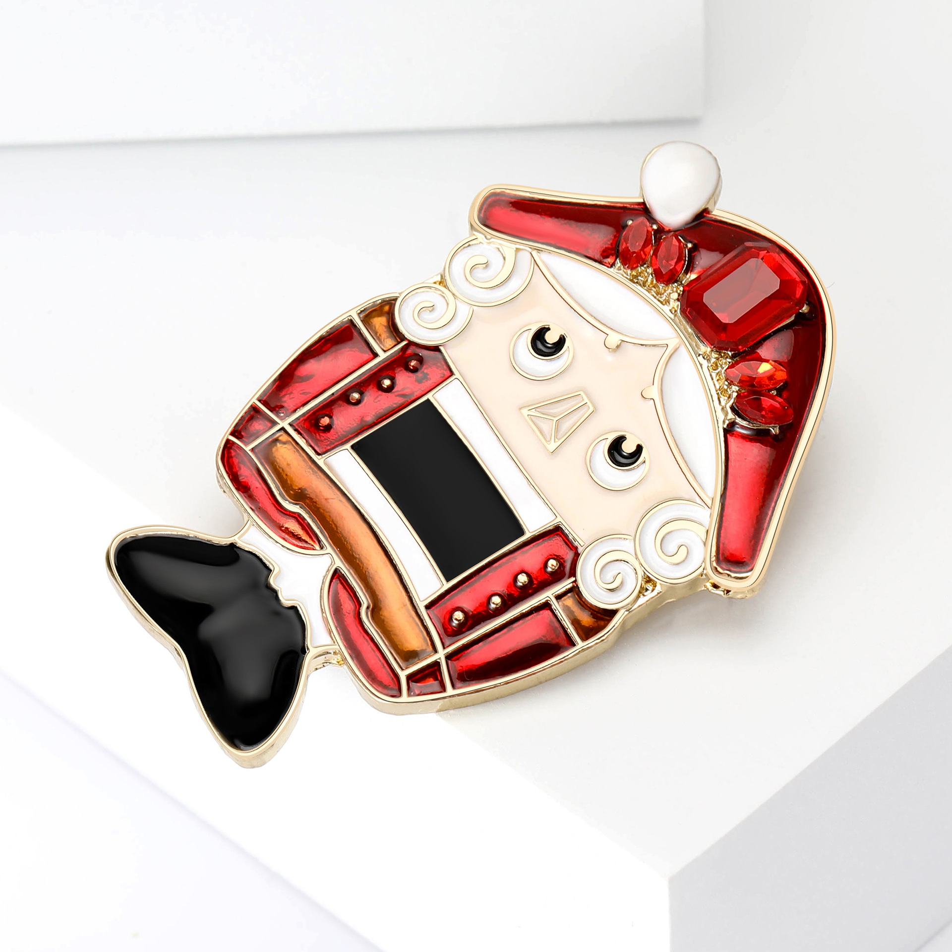 Fashion Enamel Oil Dropping King Brooch Creative Fairy Tale Cartoon Character Corsage Jewelry Pin Accessories Unisex