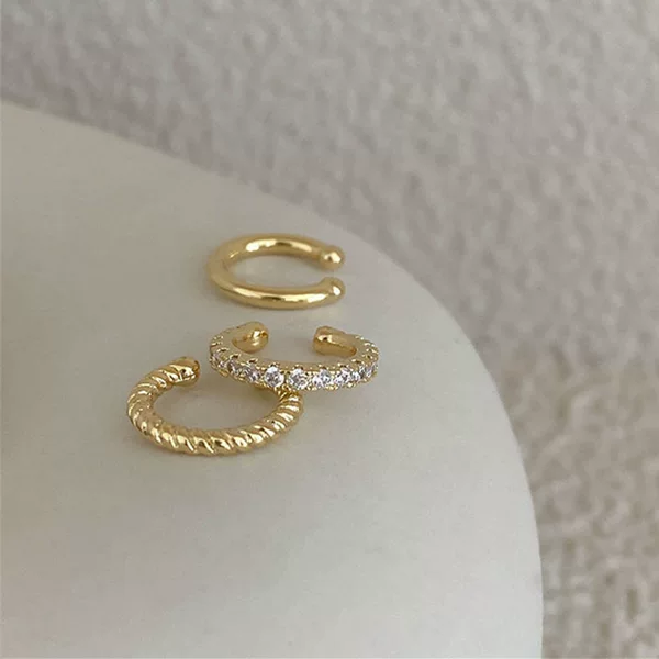 Korean Style Retro Golden Full Diamond Ear Bone Clip, Simple, Exquisite and High-End Ear Clip, Personalized and Cold Style Three-Piece Set of Earrings