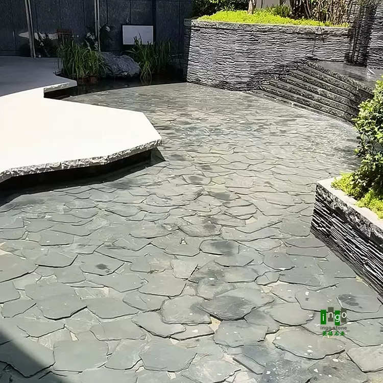 定制黑板岩 青石板不规则碎拼水景池底散铺石 水池景观薄板岩片岩