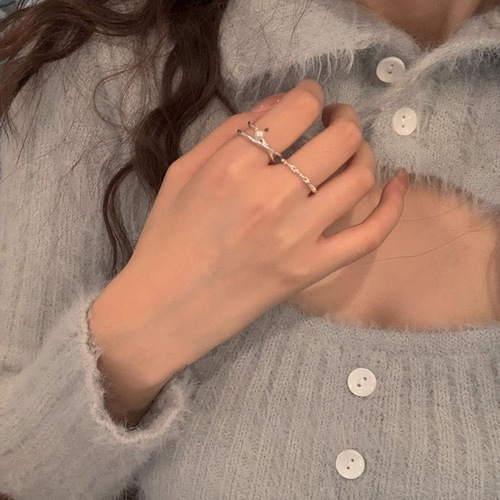 Niche design high-end pearl 925 sterling silver thin ring hollow light luxury fashion personalized index finger ring adjustable