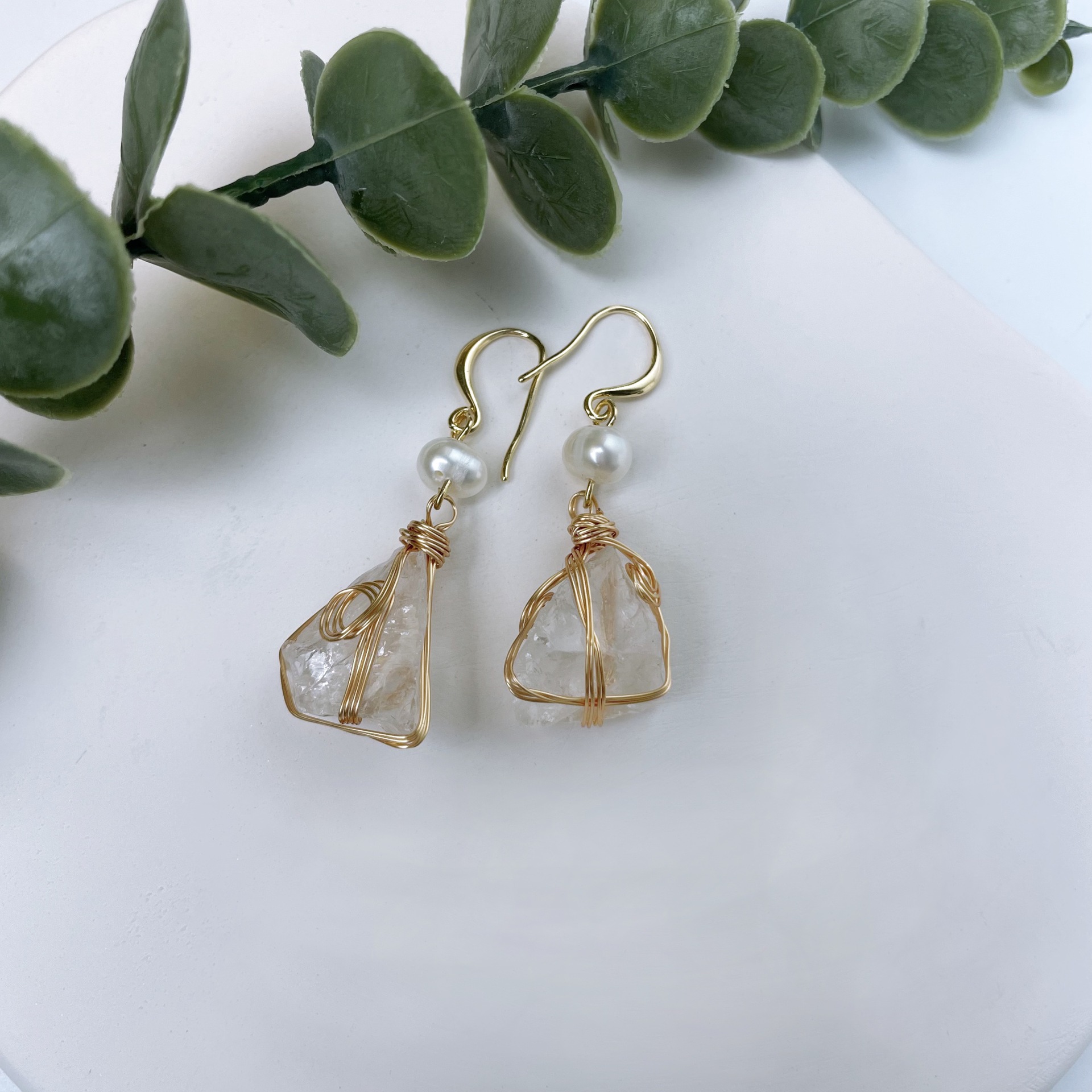 1 Pair Geometric Retro Simple Style Natural Stone Copper Gold Plated Irregular Pearl Plating Earrings display picture 7