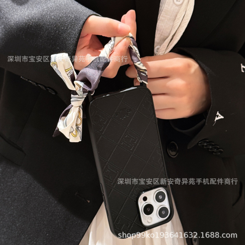 軽量高級シルクスカーフリボン外国貿易ホットセール新しいトレンディなブランド iPhone16Promax Apple 15 携帯電話ケースに適しています|undefined