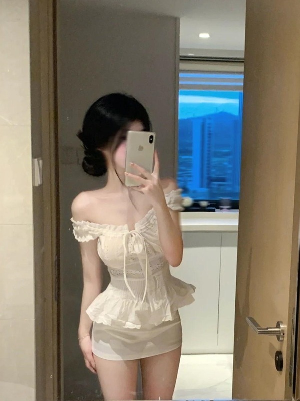 感巨好看的2025早秋一整套装女镂空收腰刺绣花边衬衫上衣半身裙潮|undefined