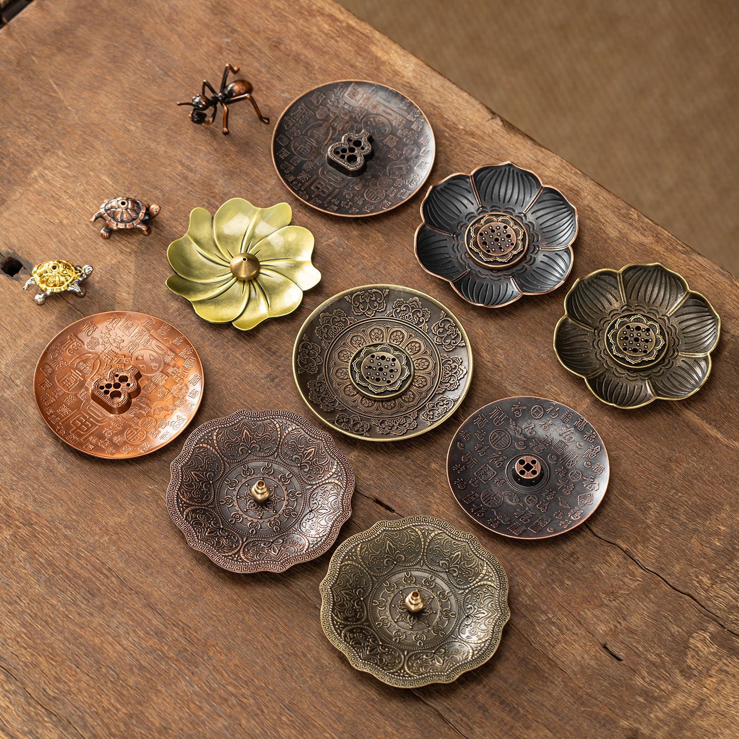 【Direct from Manufacturer】Lotus Incense Holder Ornament Multifunctional Incense Stand Incense Holder for Stick Incense and Coil Incense Alloy Incense Burner Accessories