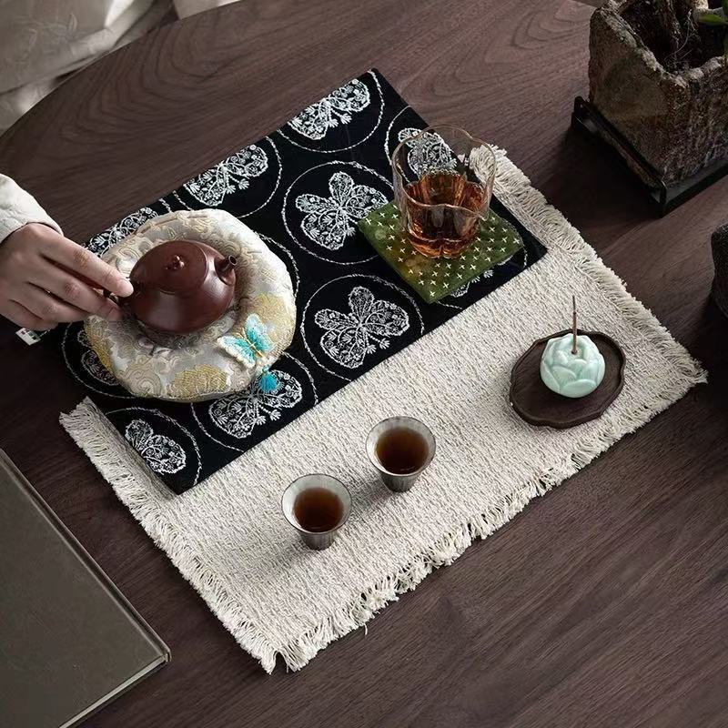 Yishi Tea House 中国風花刺繍ドライバブルマット デイジー中国茶室ティーテーブルテーブルクロス タッセルティーマット ティーマット|undefined