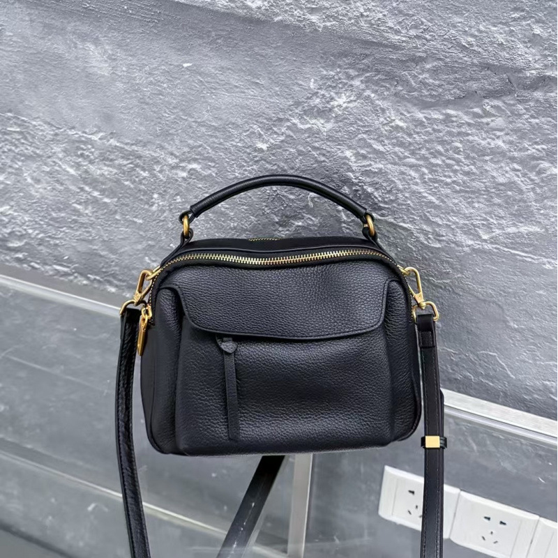 Temperament Leisure Multi-compartment All-match Shoulder Messenger Handbag