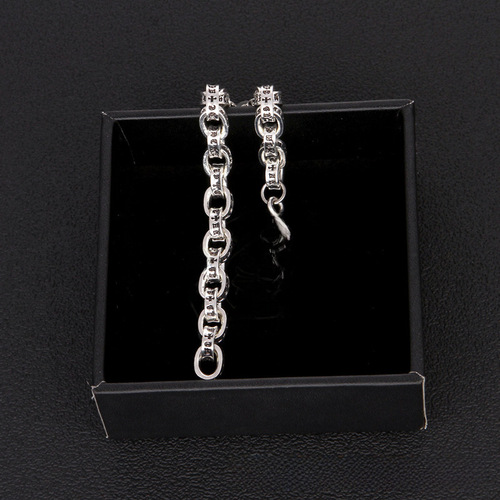 Hollywood-style cross bracelet for influencers, unisex trendy couples' star-shaped bracelet CH jewelry chain, retro alloy necklace