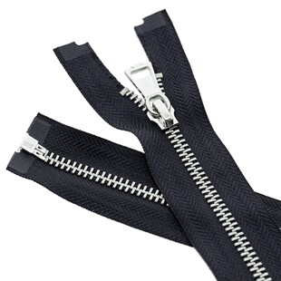 5̖�׽��_β�Ԅ��^��ͨ���ڰ�ɫ�o�ϣ�