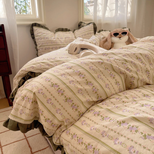 Cottage Style 100% Cotton Four-Piece Bedding Set, Fresh and Natural Cotton Bedspread with Floral Lace, Small Floral Pattern, Three-Piece Set, Instagram Inspired