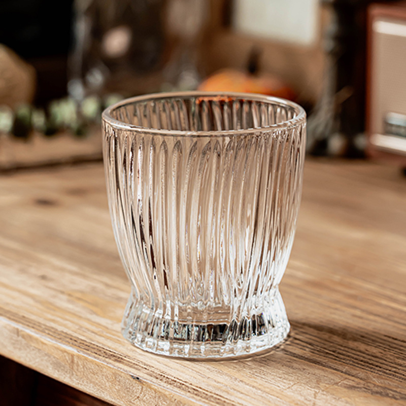 Luz creativa de lujo Estilo nórdico vidrio transparente taza de whisky taza de café helado taza de agua del hogar de alta apariencia Internet celebridad estilo