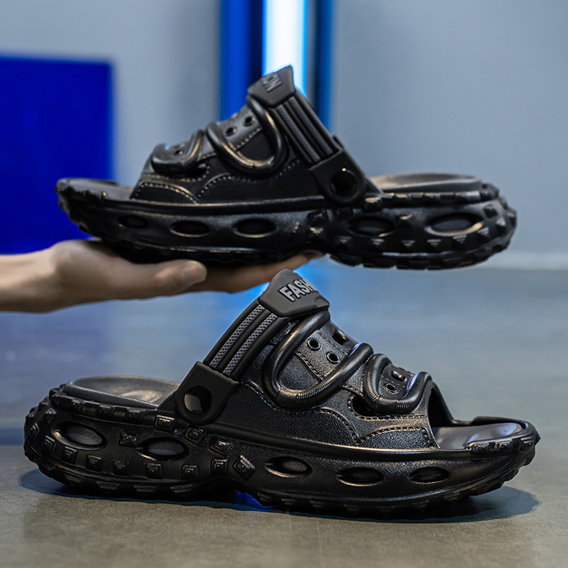 Sandalias de verano para hombres, zapatillas de playa con sentido de mierda, sandalias de alta gama de fondo grueso de doble uso para hombres que conducen al trabajo