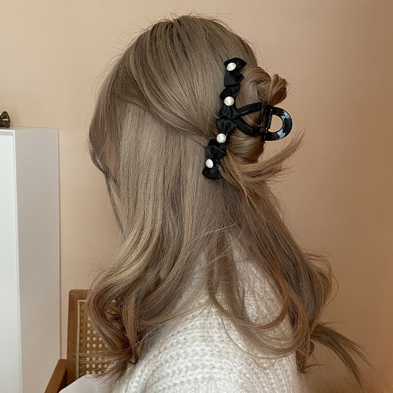 Koreanische Perle Satin Schleife Greifer Clip Hochwertige Haarnadel Hinterkopf All-Match Hepburn Elegante Neue Hai Clip_voghion.com