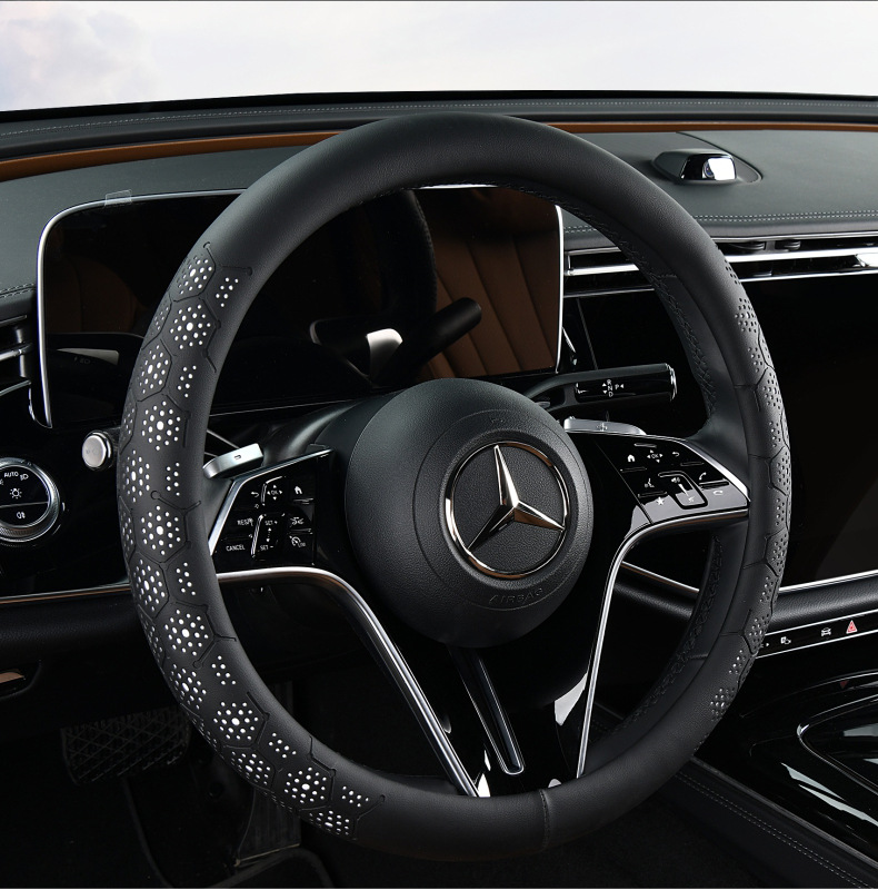 25 Years New All-Season Universal Ball Full Leather Stain-Resistant, Cool, Breathable, Sweat-Absorbent and Non-Slip Car Steering Wheel Cover
